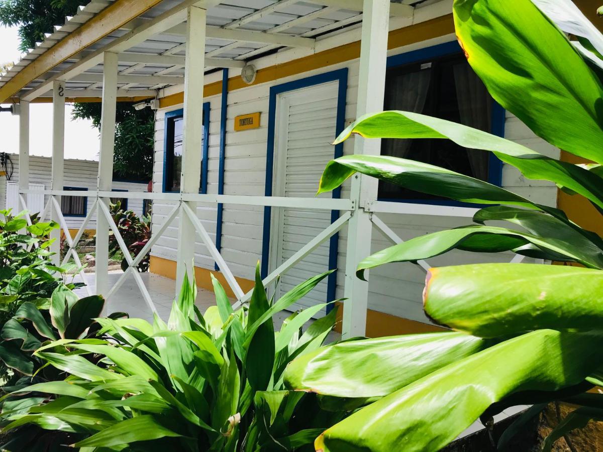 Cabanas Agua Dulce South West Bay 외부 사진